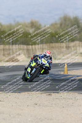 media/Jan-15-2026-Racers Edge (Thu) [[dfebeb70ab]]/2-A Group/Session 5 Turn 2/